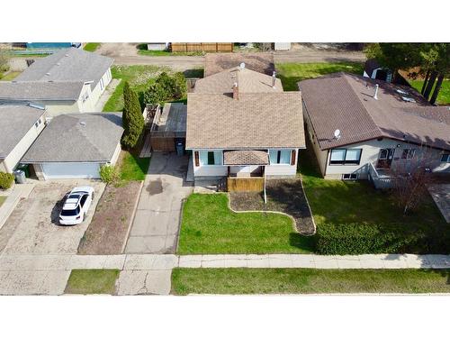 5516 47 Street, Lloydminster, AB - Outdoor