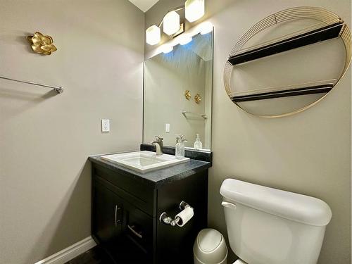 1806 63 Avenue, Lloydminster, AB - Indoor Photo Showing Bathroom