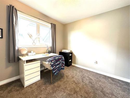 1806 63 Avenue, Lloydminster, AB - Indoor Photo Showing Bedroom