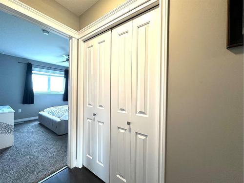 1806 63 Avenue, Lloydminster, AB - Indoor Photo Showing Other Room
