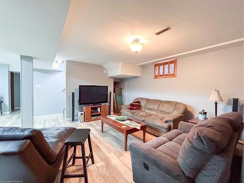 5408 31 Street, Lloydminster, AB - Indoor Photo Showing Living Room