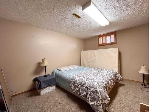5408 31 Street, Lloydminster, AB - Indoor Photo Showing Bedroom