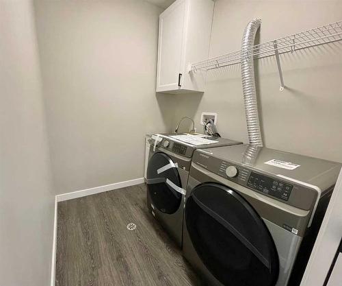 1102 9 Avenue, Wainwright, AB - Indoor Photo Showing Laundry Room