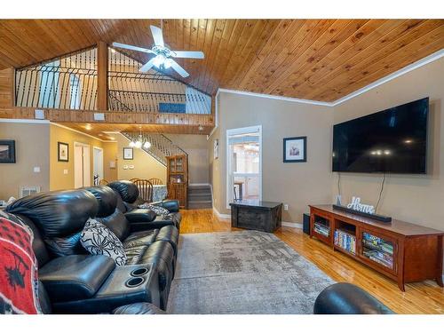 1103 Marblo Place, Brightsand Lake, SK - Indoor Photo Showing Living Room