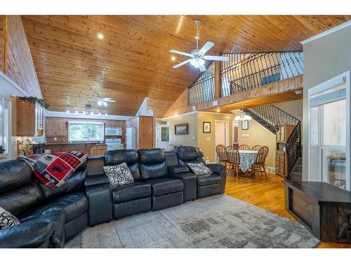 1103 Marblo Place, Brightsand Lake, SK - Indoor Photo Showing Living Room