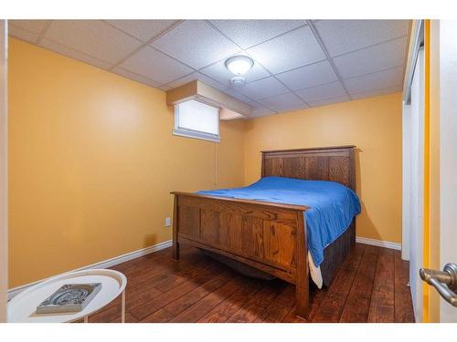 5008 Miller Drive, Lloydminster, AB - Indoor Photo Showing Bedroom