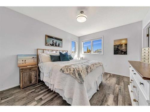 2702 58 Avenue, Lloydminster, AB - Indoor Photo Showing Bedroom