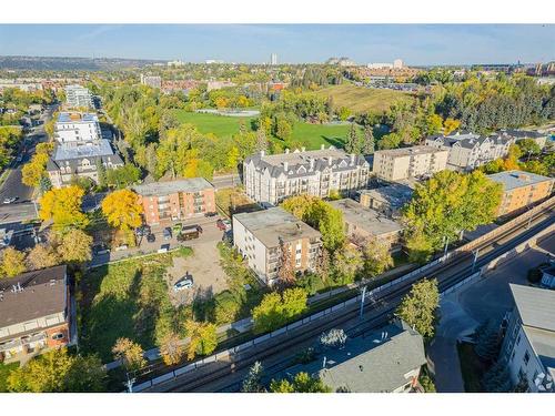 623 9A Street Nw, Calgary, AB - Outdoor With View