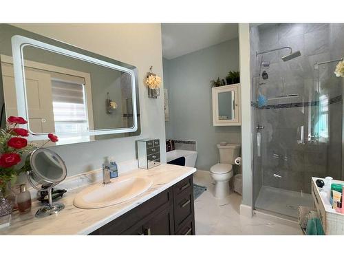 2441 7 Avenue, Wainwright, AB - Indoor Photo Showing Bathroom