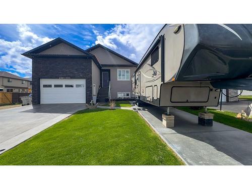 2441 7 Avenue, Wainwright, AB - Outdoor