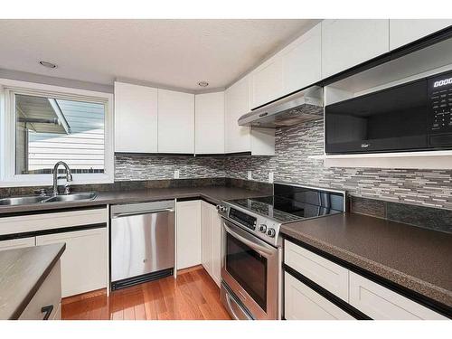 3701 57 A Avenue, Lloydminster, AB - Indoor Photo Showing Kitchen With Double Sink