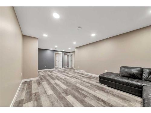 5713 29 Street, Lloydminster, AB - Indoor