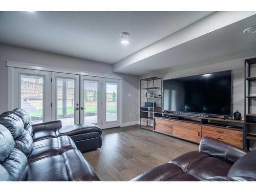 6119 13 Street Close, Lloydminster, AB - Indoor Photo Showing Living Room