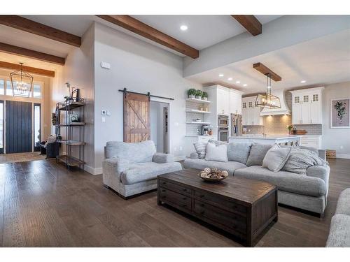 6119 13 Street Close, Lloydminster, AB - Indoor Photo Showing Living Room