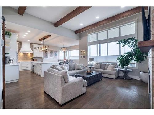 6119 13 Street Close, Lloydminster, AB - Indoor Photo Showing Living Room