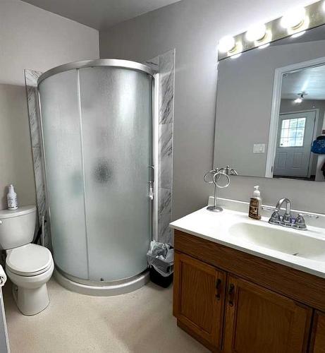 15 1 Street East, Marsden, SK - Indoor Photo Showing Bathroom