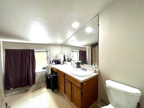 15 1 Street East, Marsden, SK - Indoor Photo Showing Bathroom