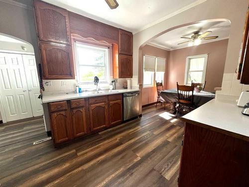 15 1 Street East, Marsden, SK - Indoor Photo Showing Kitchen