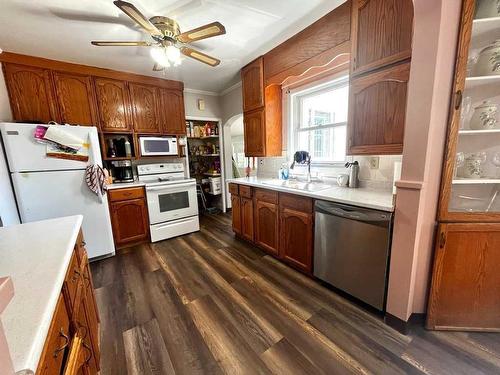 15 1 Street East, Marsden, SK - Indoor Photo Showing Kitchen