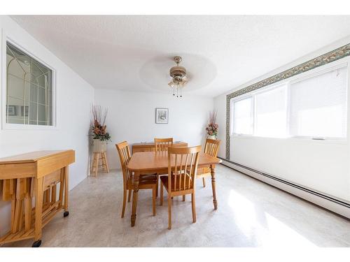 5213 47 Street, Lloydminster, AB - Indoor Photo Showing Dining Room