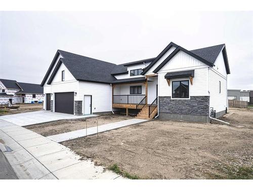 6017 13 Street, Lloydminster, AB - Outdoor