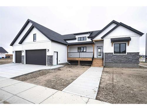 6017 13 Street, Lloydminster, AB - Outdoor