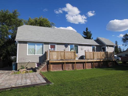 214 2Nd Ave West, Maidstone, SK - Outdoor With Deck Patio Veranda