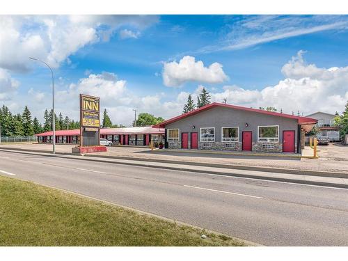 4711 44 Street, Lloydminster, AB 