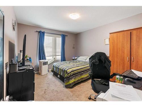 8-1407 53 Avenue, Lloydminster, AB - Indoor Photo Showing Bedroom