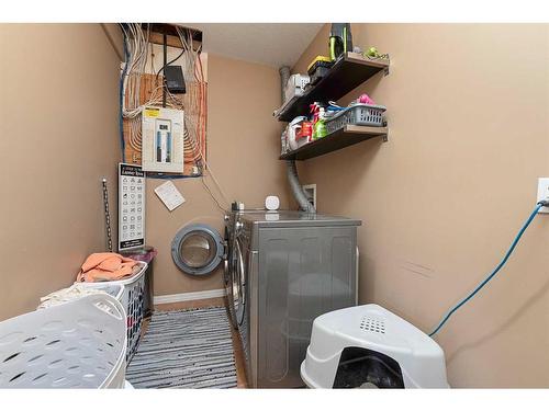 2007 59A Avenue, Lloydminster, AB - Indoor Photo Showing Laundry Room