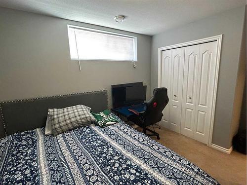 5203 64 Street, Vermilion, AB - Indoor Photo Showing Bedroom