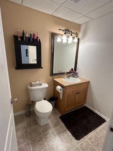 5203 64 Street, Vermilion, AB - Indoor Photo Showing Bathroom