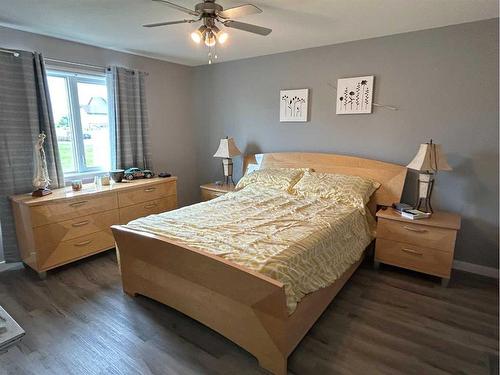 5203 64 Street, Vermilion, AB - Indoor Photo Showing Bedroom