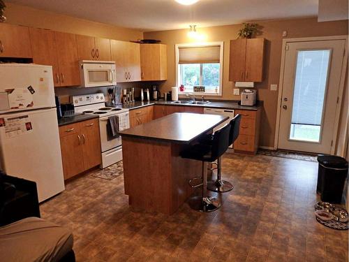 105-4520 51 Street, Vermilion, AB - Indoor Photo Showing Kitchen With Double Sink