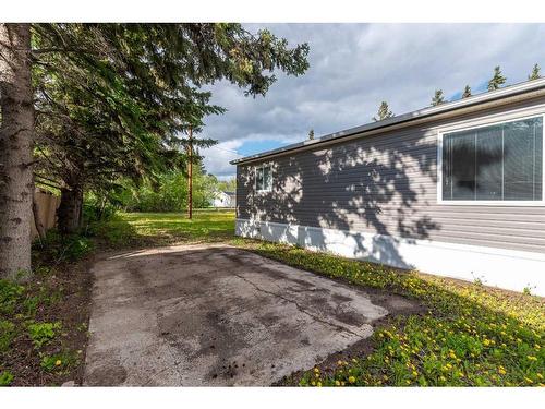 208 4 Avenue West, Maidstone, SK - Outdoor