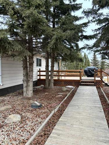 113035A Twp Rd 552, Two Hills, AB 