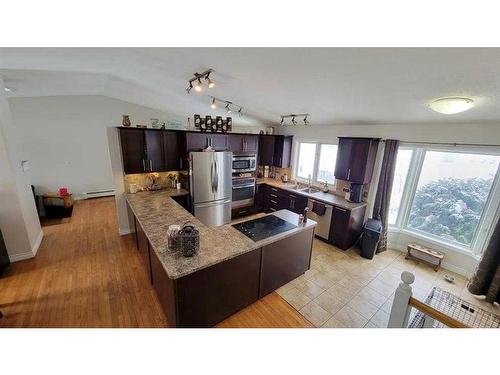 412 1 Street, Paradise Hill, SK - Indoor Photo Showing Kitchen With Double Sink