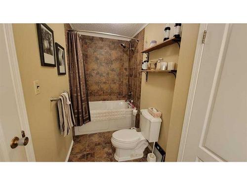 412 1 Street, Paradise Hill, SK - Indoor Photo Showing Bathroom