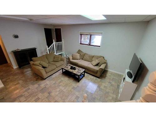 412 1 Street, Paradise Hill, SK - Indoor