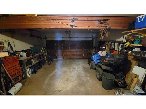 412 1 Street, Paradise Hill, SK - Indoor Photo Showing Garage