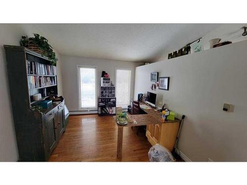 412 1 Street, Paradise Hill, SK - Indoor