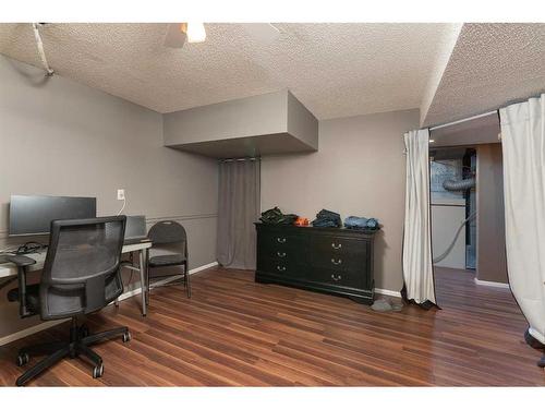 5503 50 Avenue, Lloydminster, AB - Indoor Photo Showing Other Room