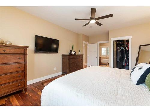 1605 53A Avenue Close, Lloydminster, AB - Indoor Photo Showing Bedroom