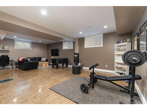 1605 53A Avenue Close, Lloydminster, AB - Indoor Photo Showing Living Room