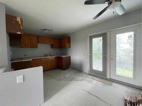 322010 Twp Rd 480, Rural, SK - Indoor Photo Showing Kitchen