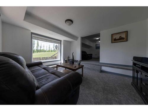 490037 Rr 20, Rural Vermilion River, County Of, AB - Indoor Photo Showing Living Room