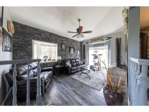 490037 Rr 20, Rural Vermilion River, County Of, AB - Indoor Photo Showing Dining Room