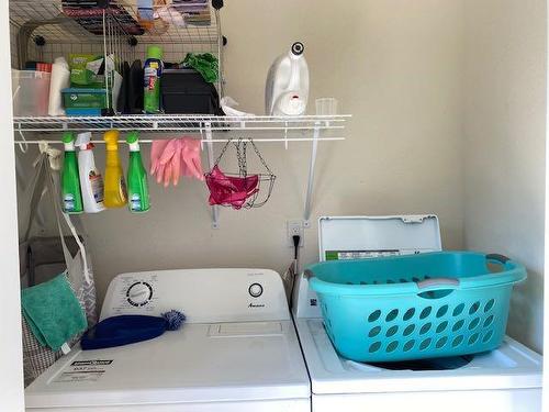 5006 46 Street, Irma, AB - Indoor Photo Showing Laundry Room