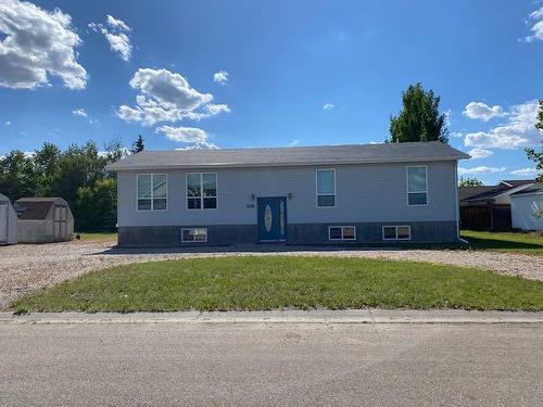 5006 46 Street, Irma, AB - Outdoor