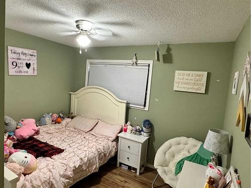 15 Hawkes Street, Marsden, SK - Indoor Photo Showing Bedroom